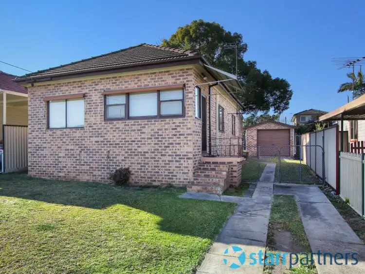8 Warnock Street, Guildford West NSW 2161
