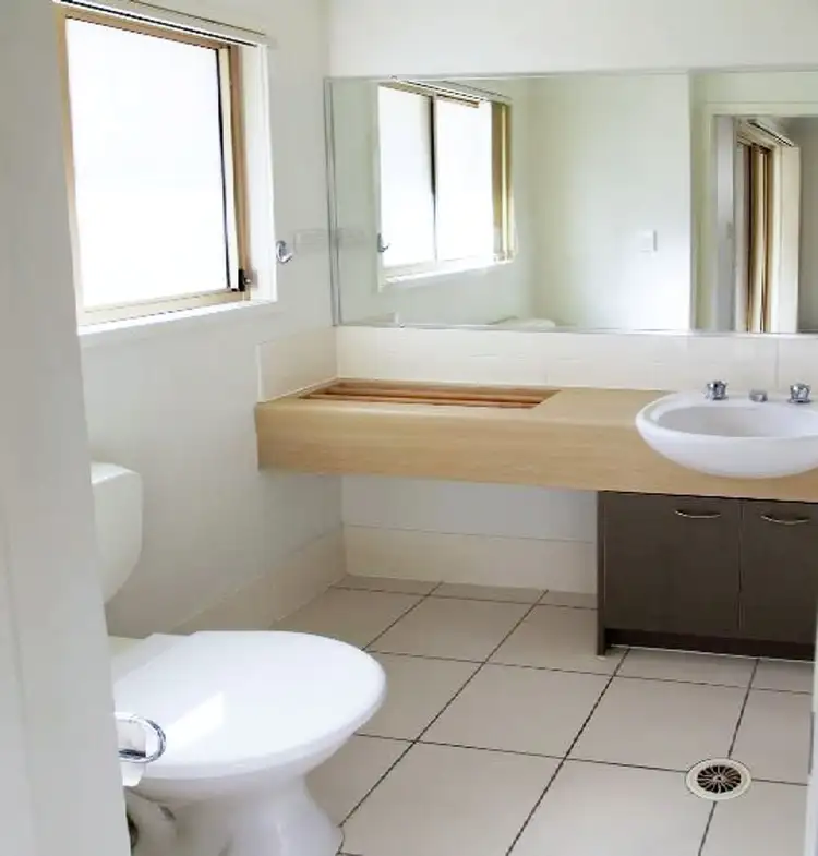 Fifth view of Homely townhouse listing, 17/8 Earnshaw Street, Calamvale QLD 4116