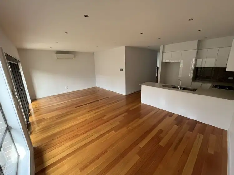 2a Price Street, Essendon VIC 3040