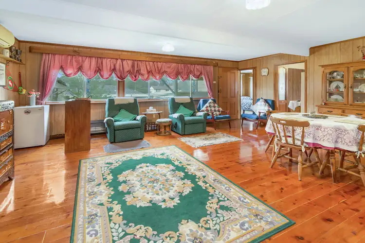 114 Wallarah Road, Gorokan NSW 2263
