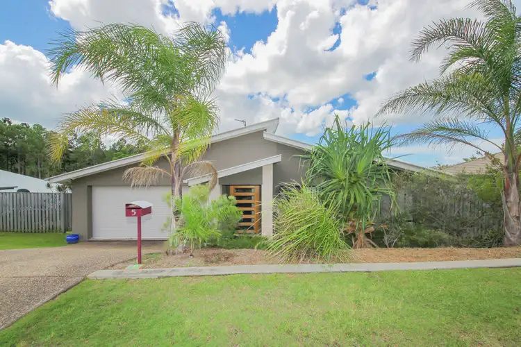 5 Bushland Place, Maudsland QLD 4210