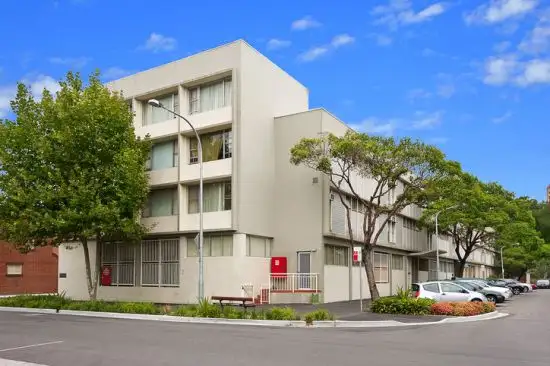 Main view of Homely studio listing, 68/19-23 Forbes Street, Woolloomooloo NSW 2011