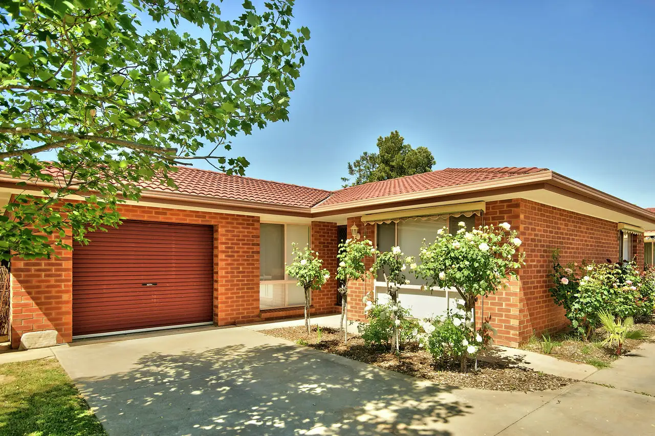 Main view of Homely house listing, 2/452 Charlotte St, Deniliquin NSW 2710