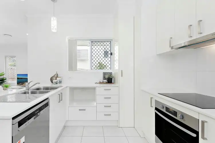 Sixth view of Homely townhouse listing, 2/50 Cambridge Street, Carina Heights QLD 4152
