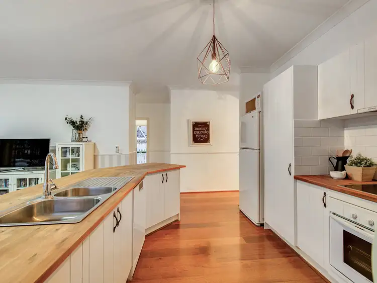 Sixth view of Homely house listing, 10 Moran Cr, Forest Lake QLD 4078