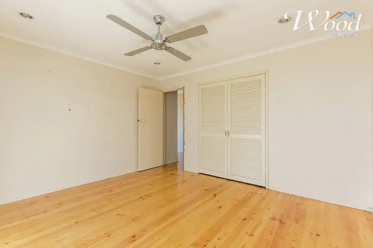 Seventh view of Homely house listing, 325 Haines Court, Lavington NSW 2641