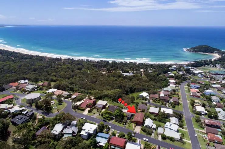 8 Vista Way, Scotts Head NSW 2447