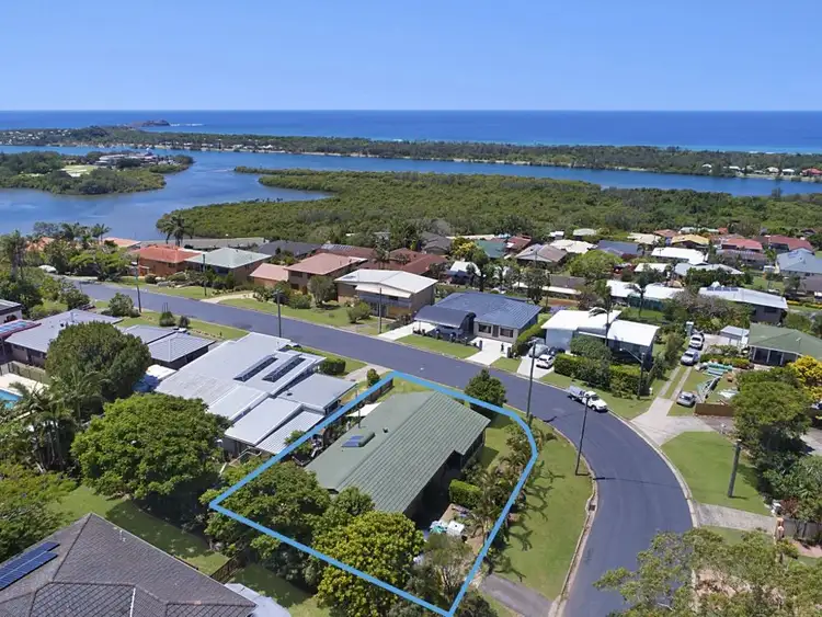 Main view of Homely house listing, 25 Walter Crescent, Banora Point NSW 2486