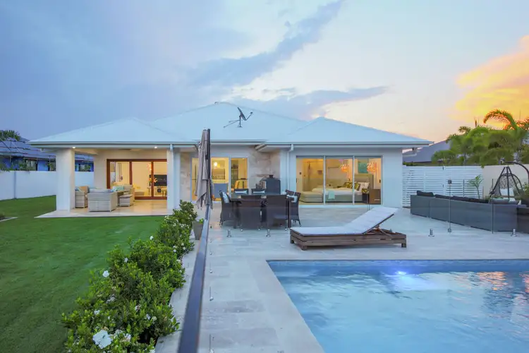 27 Sundown Place, Calypso Bay, Jacobs Well QLD 4208