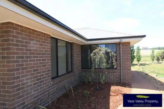 Fourth view of Homely house listing, 2 Guginya Place, Yass NSW 2582