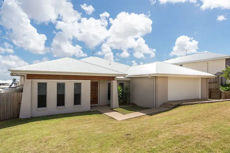 5 Palmerston Court, New Auckland QLD 4680