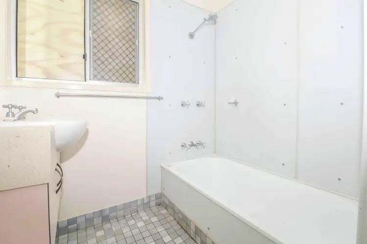 Sixth view of Homely house listing, 17 Bucas Court, Mooroobool QLD 4870