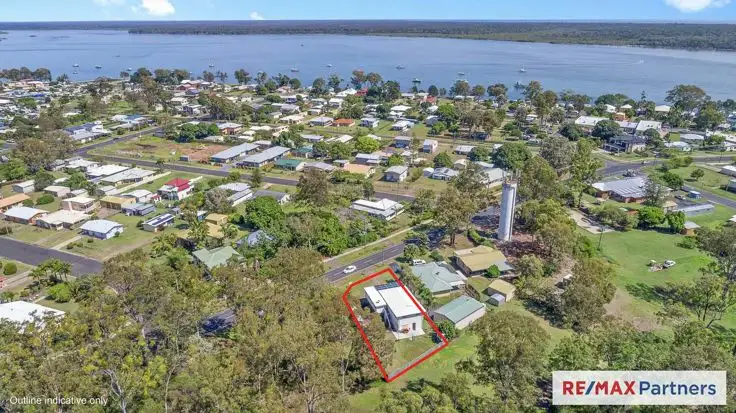 34 Burrum Heads Road, Burrum Heads QLD 4659