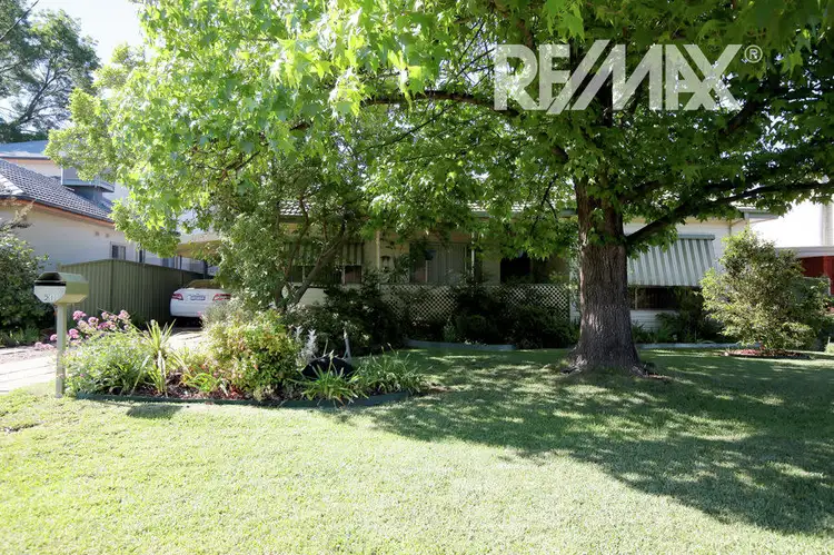 21 Cutler Avenue, Kooringal NSW 2650
