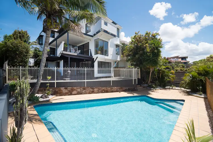 2 Kawana Street, Alexandra Headland QLD 4572