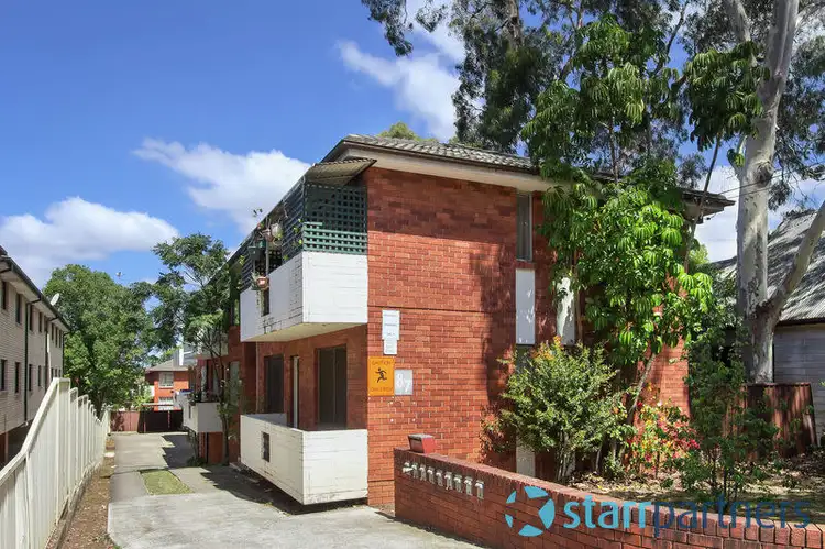 2/87 Station Rd, Auburn NSW 2144