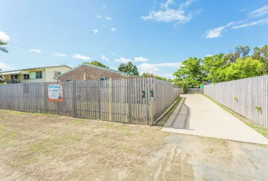 1 & 2/11 Finch Street, Slade Point QLD 4740