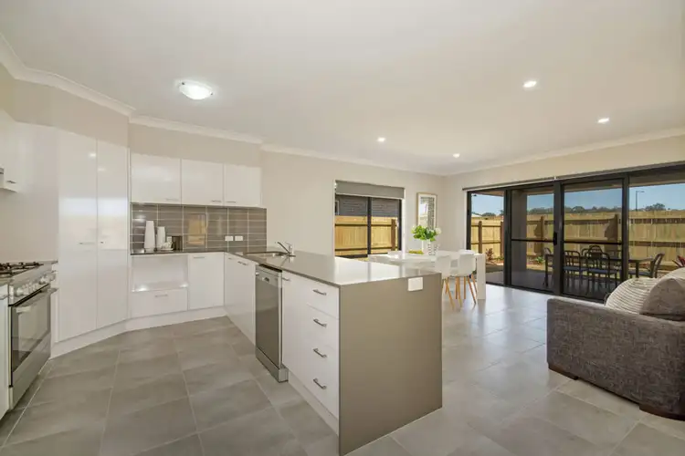 40 Turquoise Place, Caloundra West QLD 4551