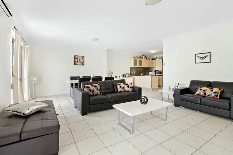 Main view of Homely unit listing, 2/9 Burnaby Terrace, Gordon Park QLD 4031