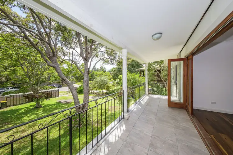 30 Spowers St, Bongaree QLD 4507