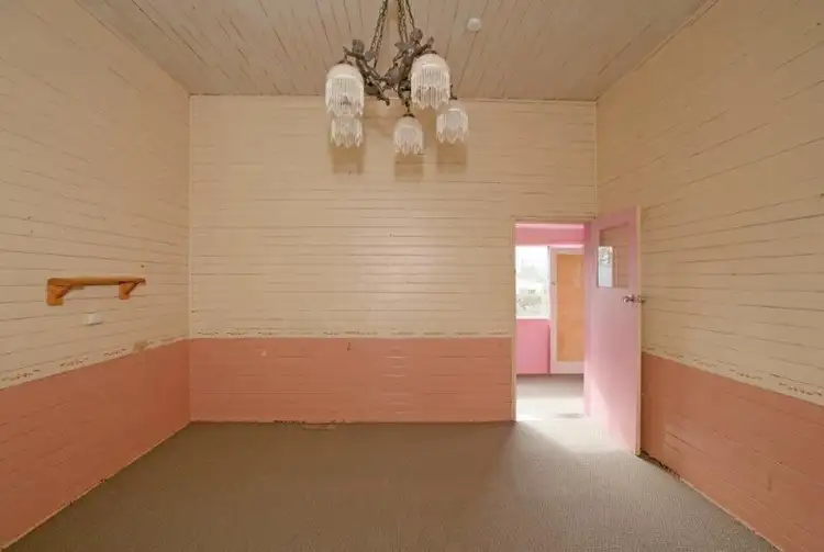 Fifth view of Homely house listing, 15 Commins St, Junee NSW 2663