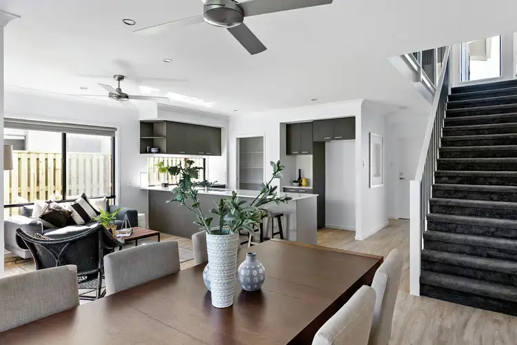 39 Stone Crescent, Baringa QLD 4551