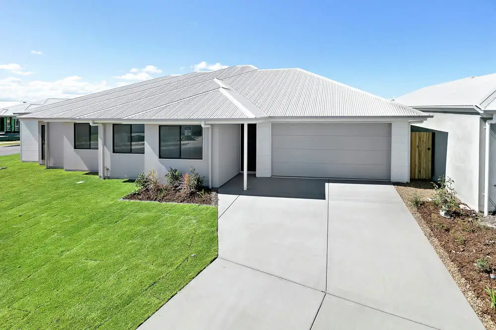 Main view of Homely semi-detached listing, U1 L626 Dunlop Crescent, Baringa QLD 4551