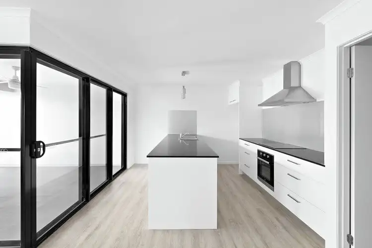 Sixth view of Homely semi-detached listing, U1 L626 Dunlop Crescent, Baringa QLD 4551