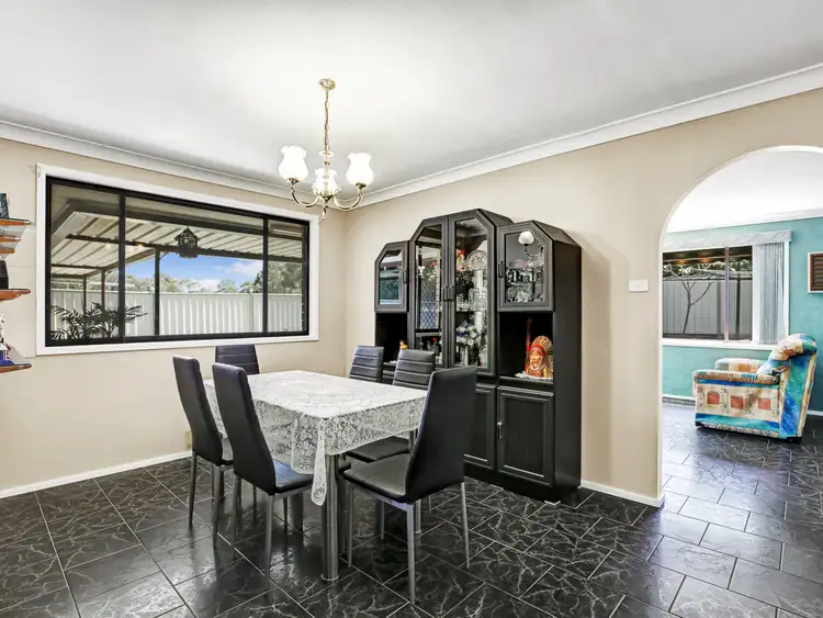 Sixth view of Homely house listing, 4 Mica Pl, Eagle Vale NSW 2558