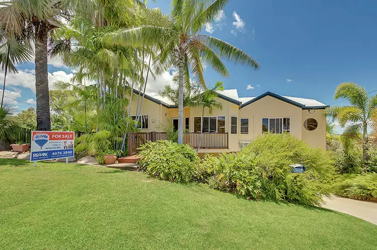 11 Berrigan Court, Kin Kora QLD 4680