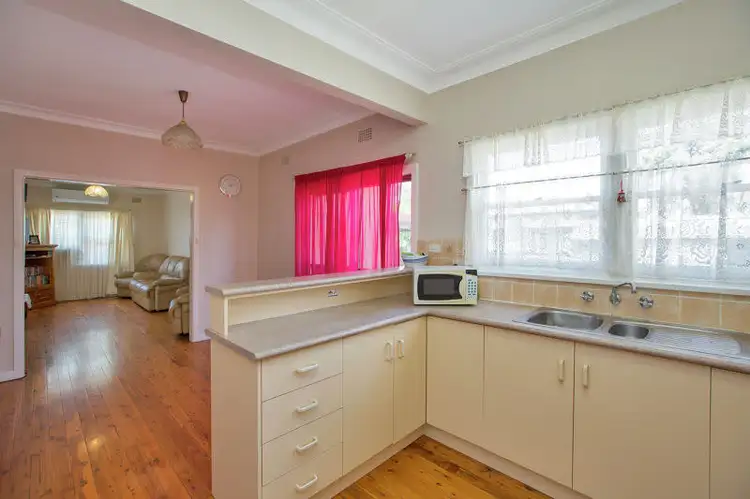 Fourth view of Homely house listing, 1 Donald Street, Tamworth NSW 2340