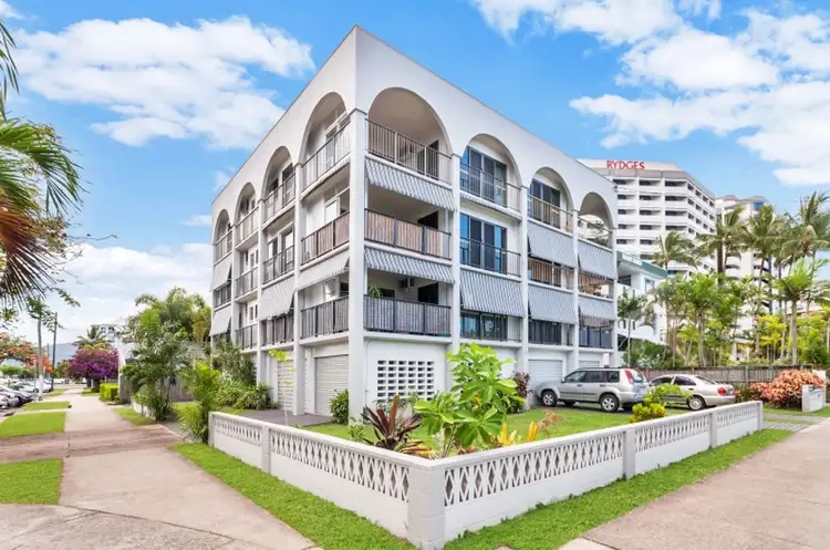 4/205 Abbott Street, Cairns North QLD 4870