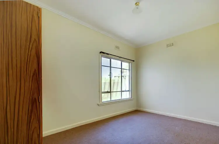 Sixth view of Homely house listing, 320 Fitzroy St, Deniliquin NSW 2710