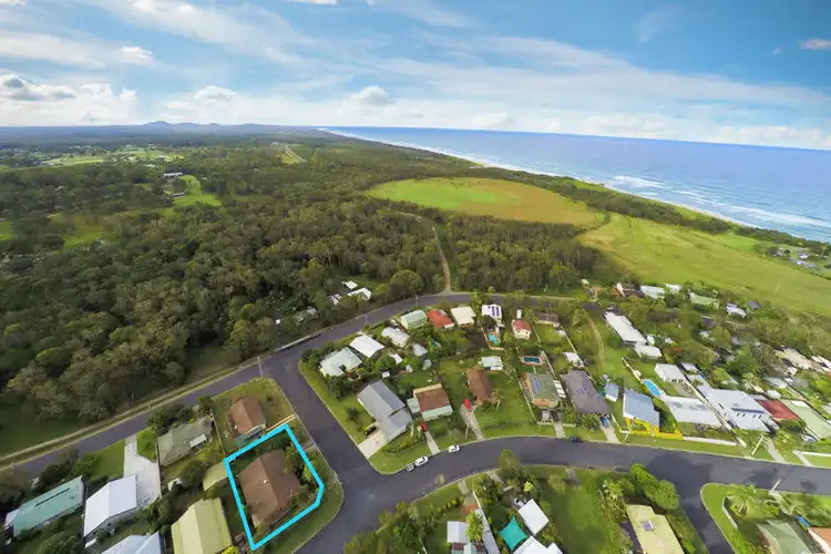 27 Matthews Parade, Corindi Beach NSW 2456