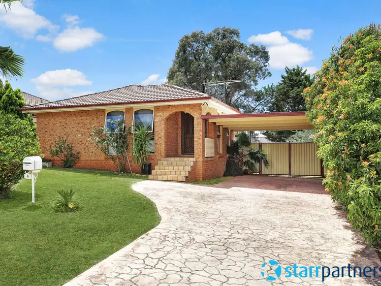 8 Emilia Cl, Rosemeadow NSW 2560