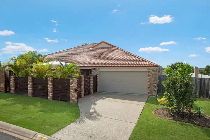 2/2 Ferncliffe Street, Upper Coomera QLD 4209