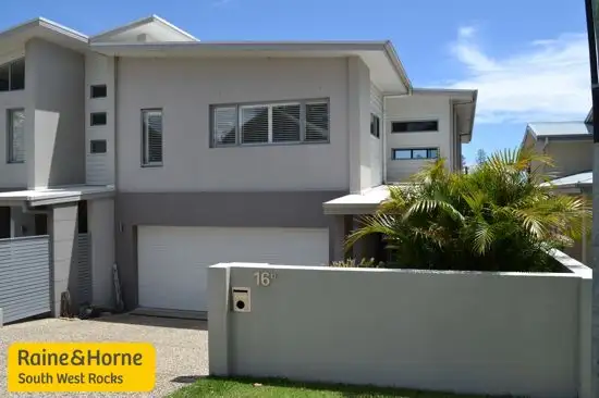 16B McIntyre St, South West Rocks NSW 2431