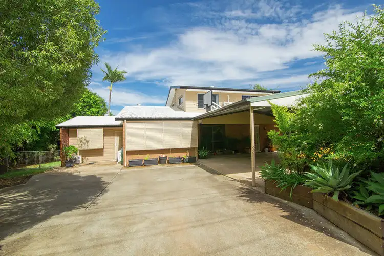 28 Hall Street, Yamanto QLD 4305