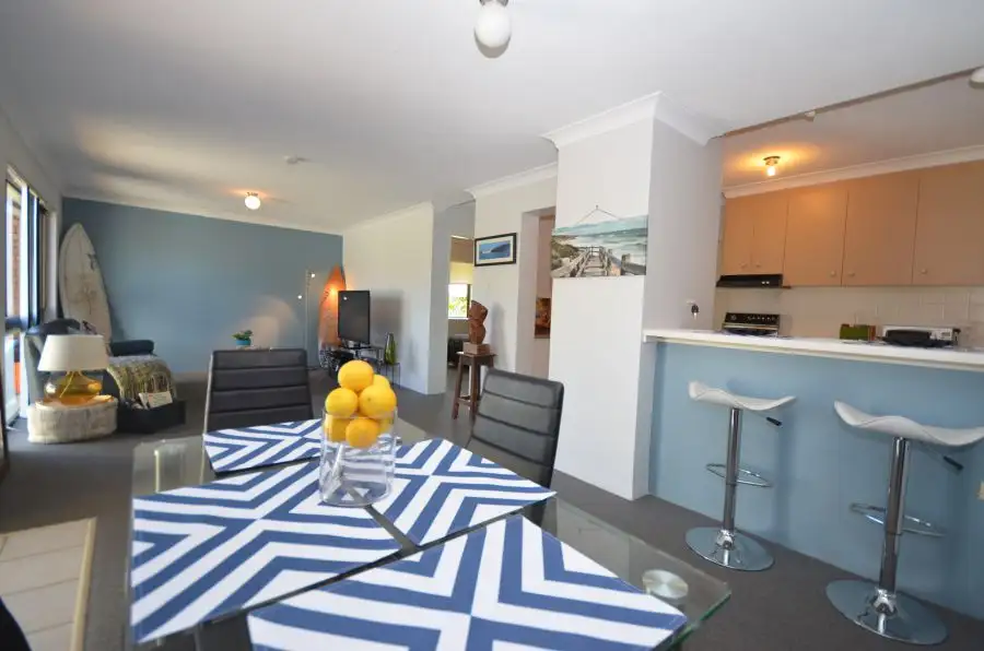 Main view of Homely unit listing, 1/32 Karuah Avenue, Coffs Harbour NSW 2450