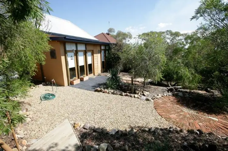 45 Hill Street, Junee NSW 2663