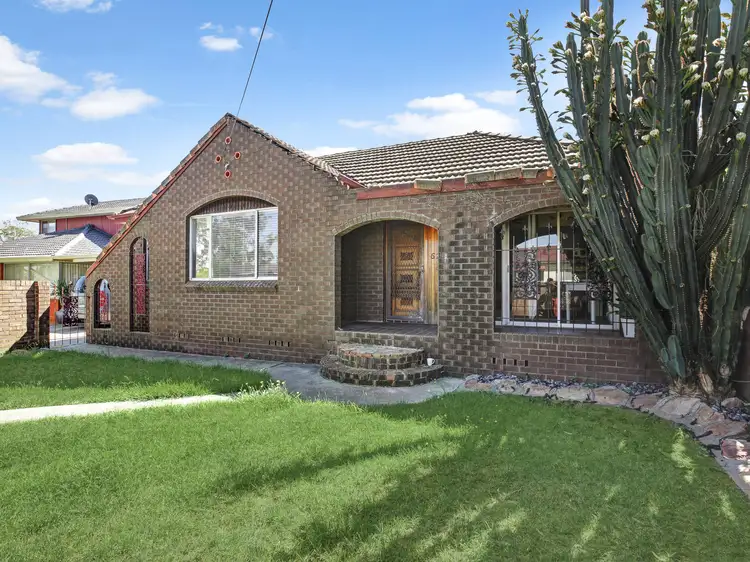 62 Dan St, Campbelltown NSW 2560