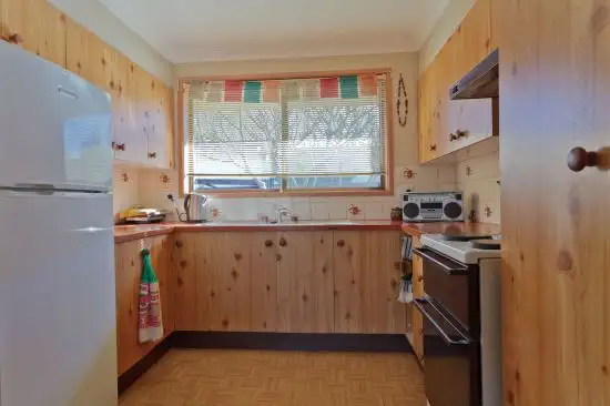 Sixth view of Homely villa listing, 2/9 Frances Street, Coffs Harbour NSW 2450