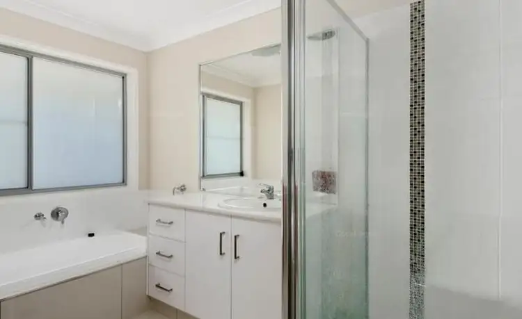 Fifth view of Homely unit listing, 6 Samuel Court, Darling Heights QLD 4350