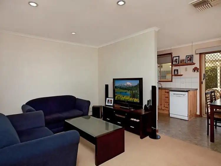 Fourth view of Homely house listing, 8 Heston Ct, Paralowie SA 5108
