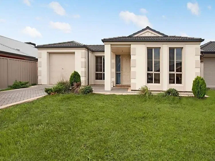 6 Queen St, Paralowie SA 5108