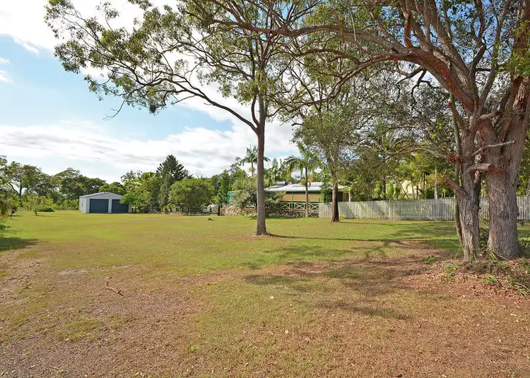 14 Beacon Road, Booral QLD 4655