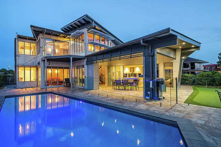 27 Seaside Drive, Banksia Beach QLD 4507
