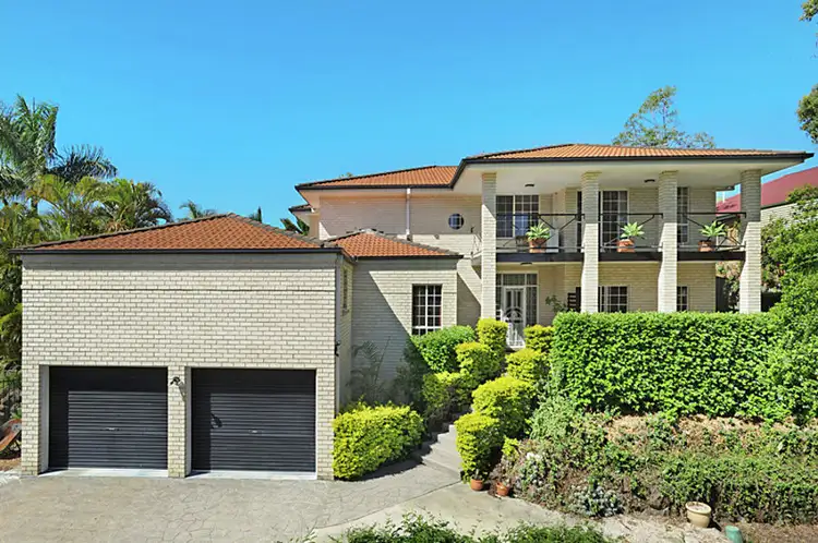 62 Hillenvale Avenue, Arana Hills QLD 4054