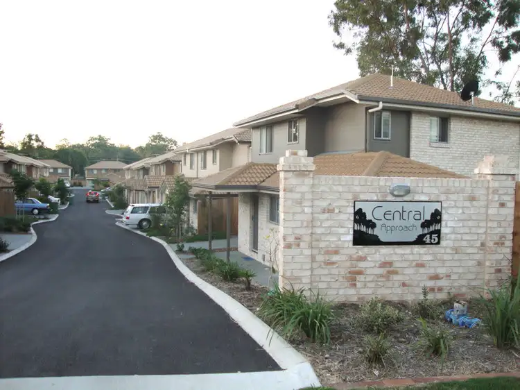 09 45 Defiance Rd, Woodridge