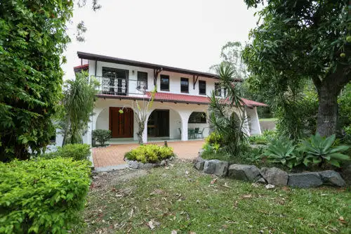 33 Hillside Terrace, Mount Pleasant QLD 4740